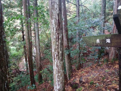 長滝らしいけど、上から見ただけで立ち寄らなかった