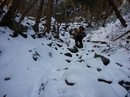 急登をえっちらと登っていきますよ～