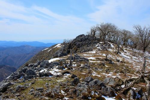 岩とピークがいい