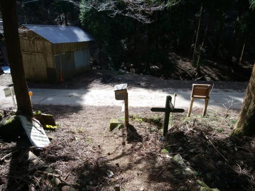 今畑登山口まで下りてきた