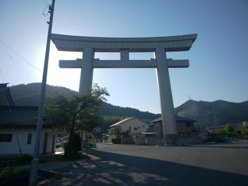 大きな鳥居のところまできた