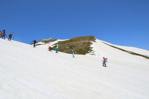 乗鞍コロナ観測所（天文台）が見えた。これより高く登らないとだね