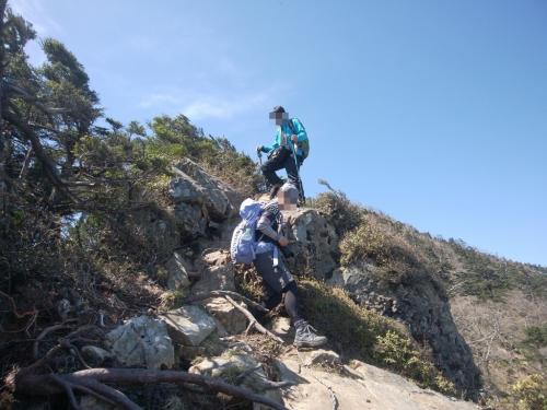 慎重に下っていく