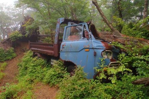 相変わらずあるタイタン。今回は中を除くと鍵が抜き取られていた