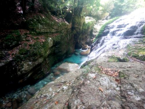 行きは見なかった箱状廊下。色も美しい。やっぱ最高の日なんだ