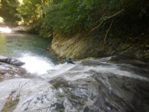 ラストは赤鍋滝でスライダー。