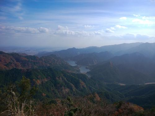 今日は霞んでいて眺望はあるものの海が若干見えるだけ