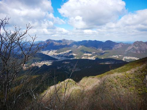 南峰からの眺望は開けていて良かった